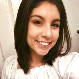 Meet your Posher, Corina